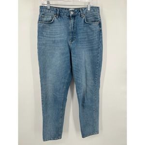 Urban Outfitters BDG denim high rise Mom jeans size 31 light wash